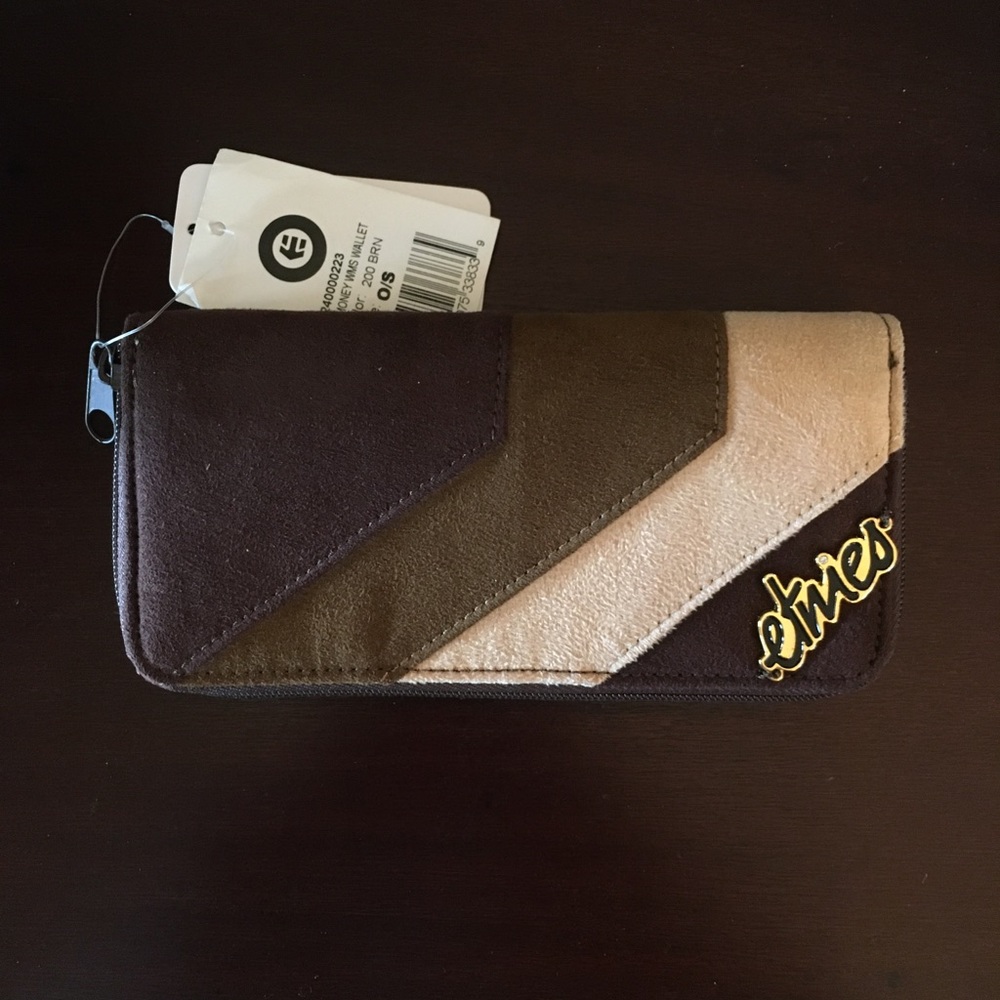 NWT Etnies Wallet